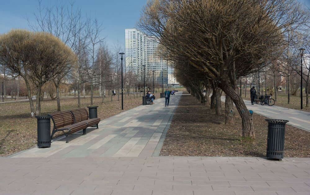 Прогулка по парку 14 апреля 2021 года