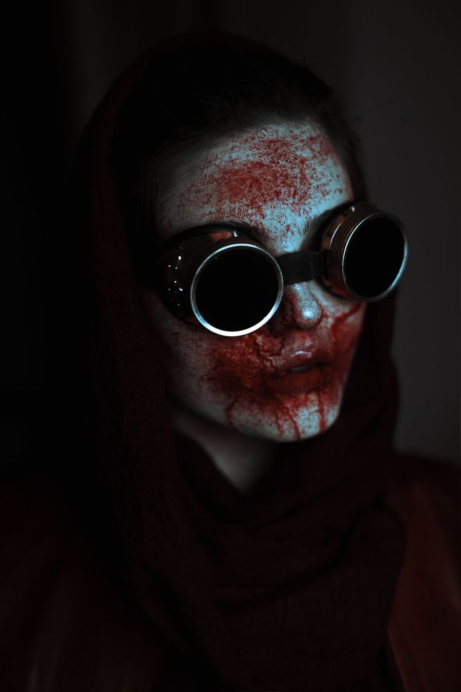 Ж и т е л и Б е з д н ы