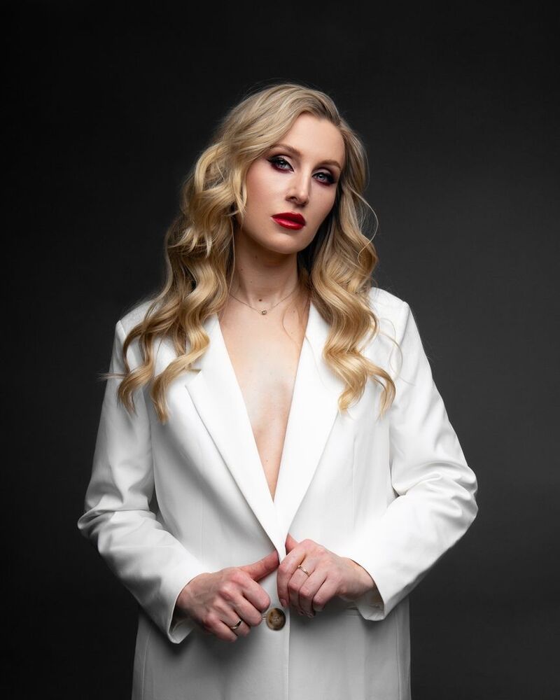 Анна