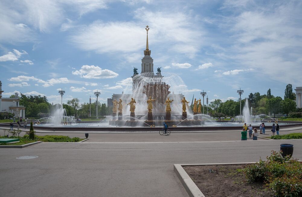 На ВДНХ