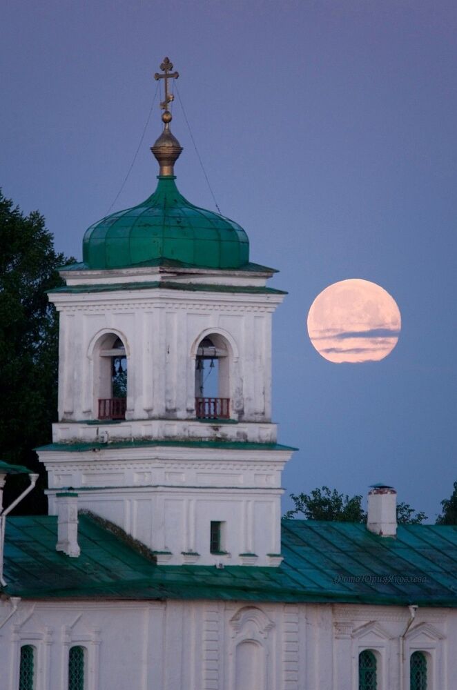 Лунная ночь.