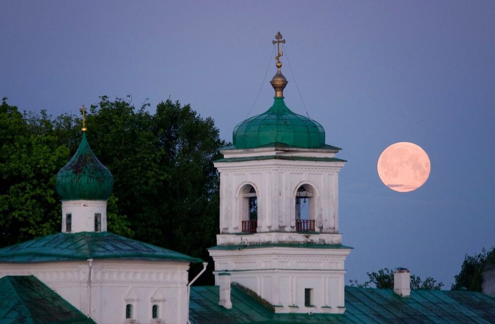Лунная ночь.