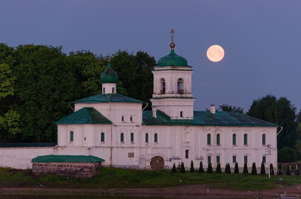 Лунная ночь.
