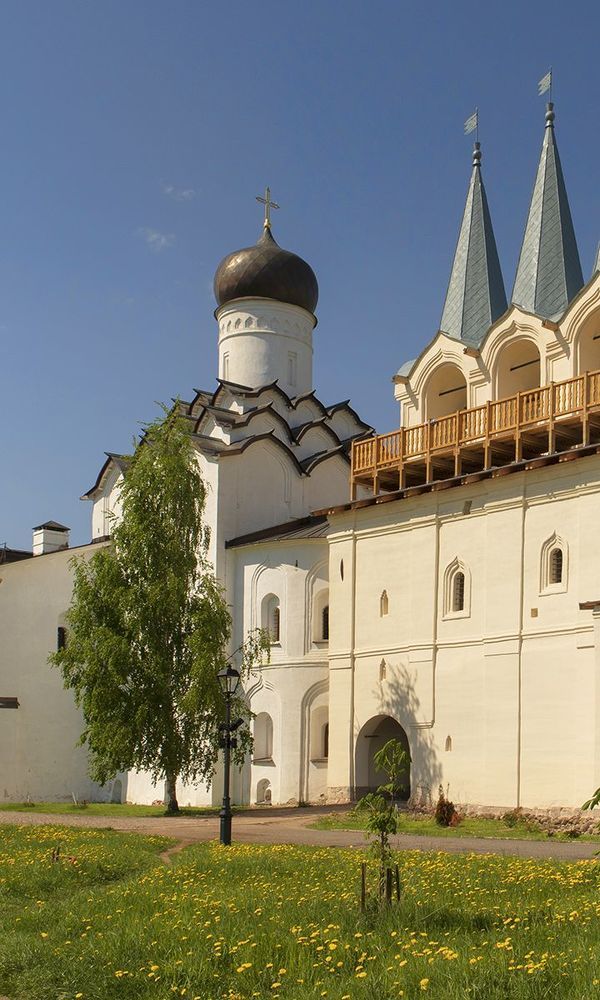 Тихвинский монастырь