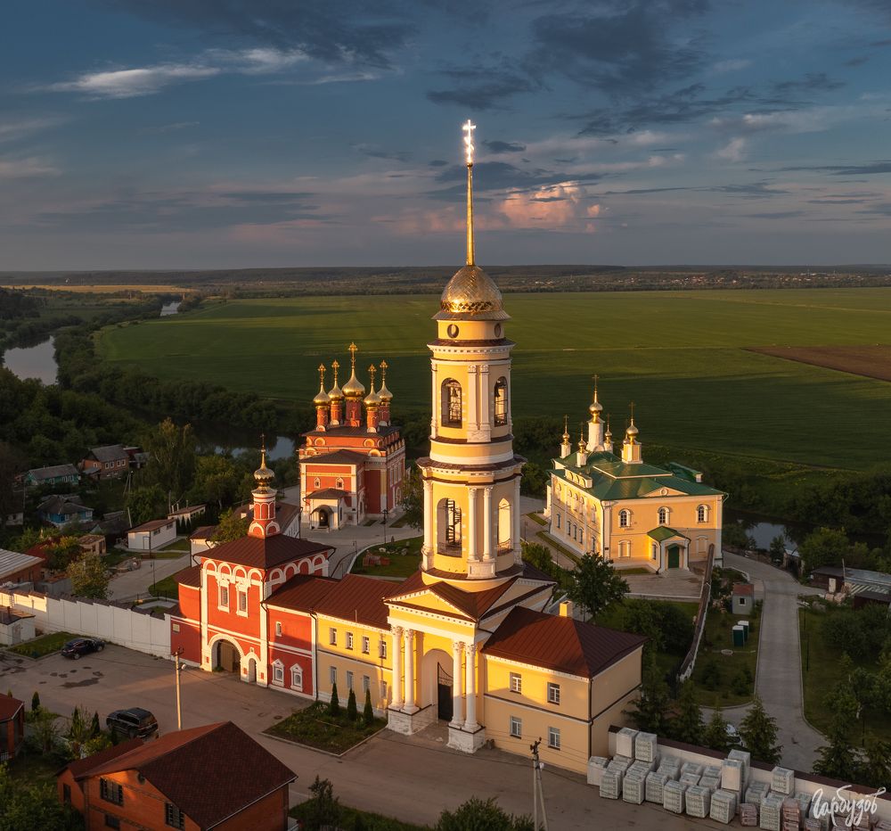 Белёв, Спасо-Преображенский мужской монастырь