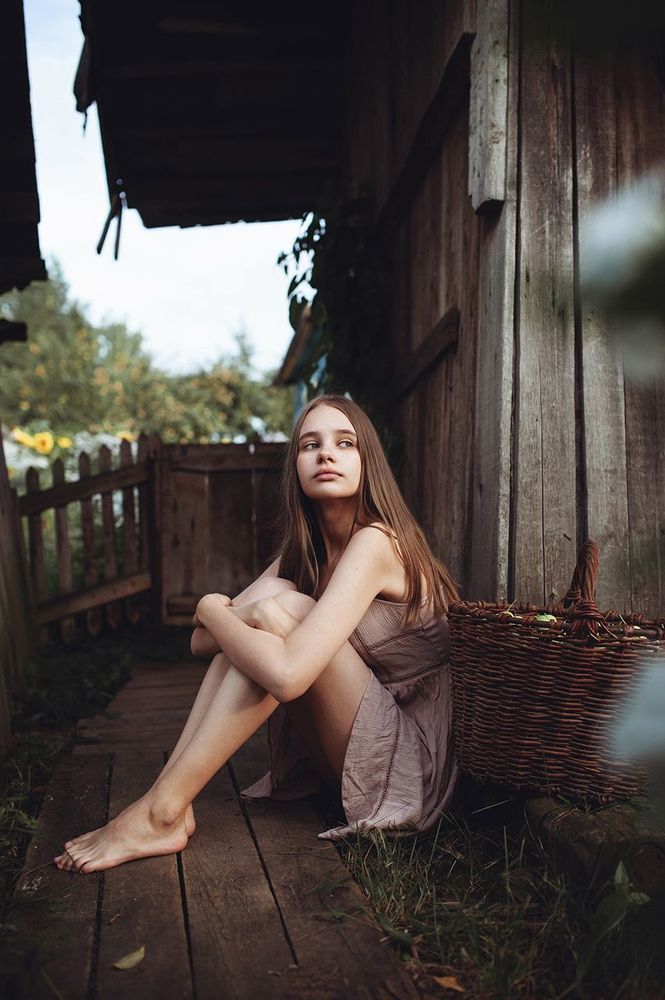 Молодые яблочки