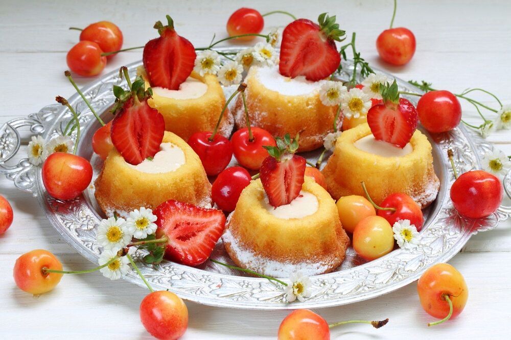Клубничные натюрморты