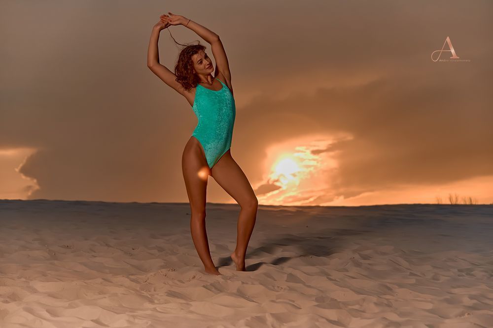 Alexandra in the dunes