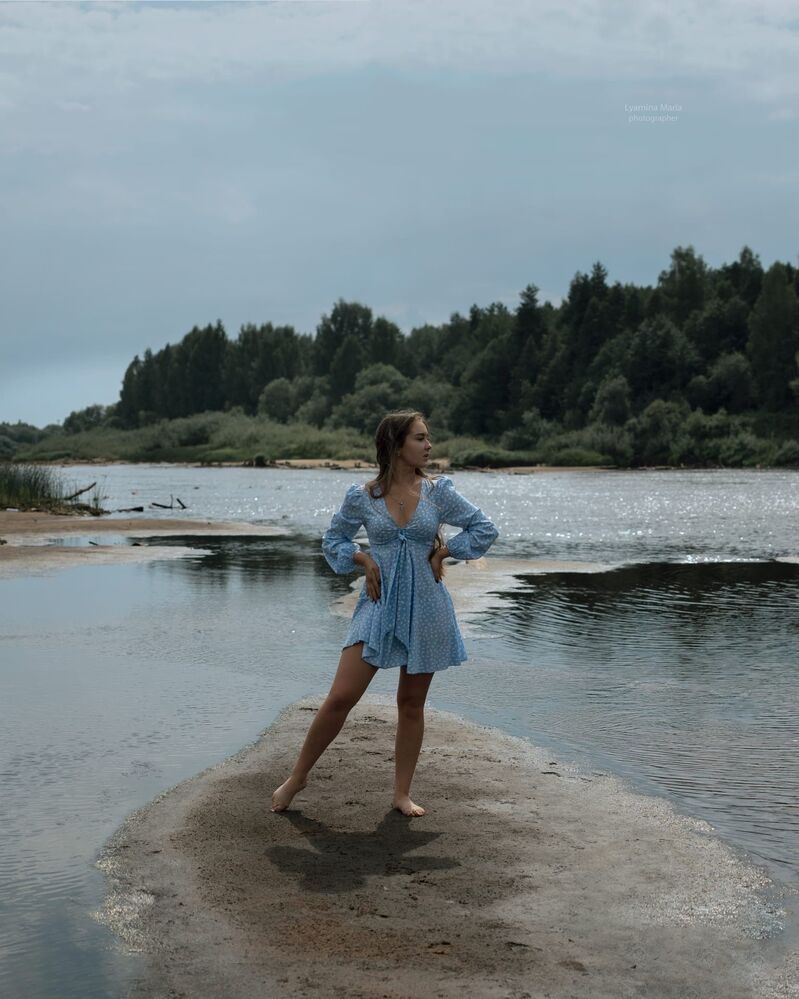Photo 1979709