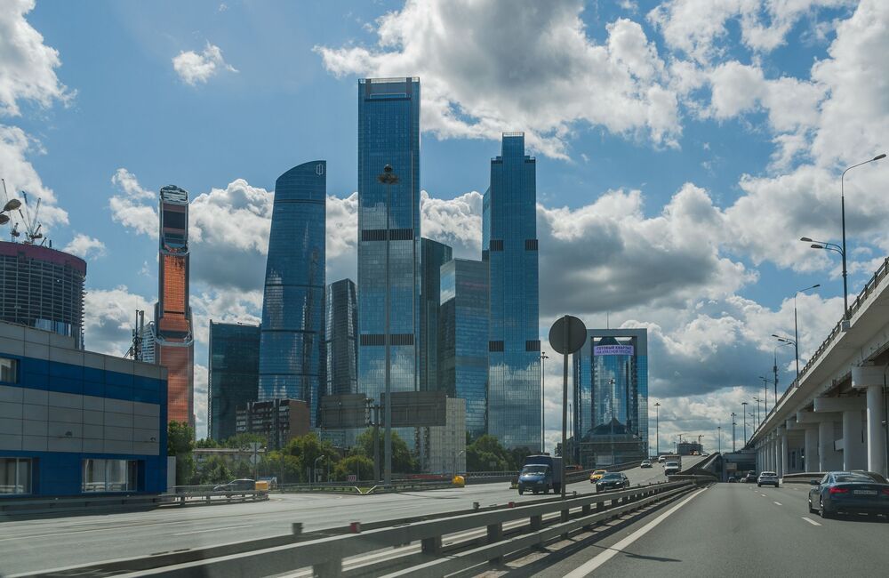 В субботний полдень по Москве