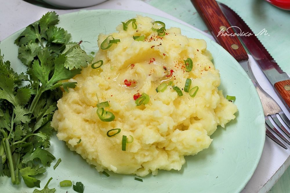 Запеканка с  малосольными огурцами