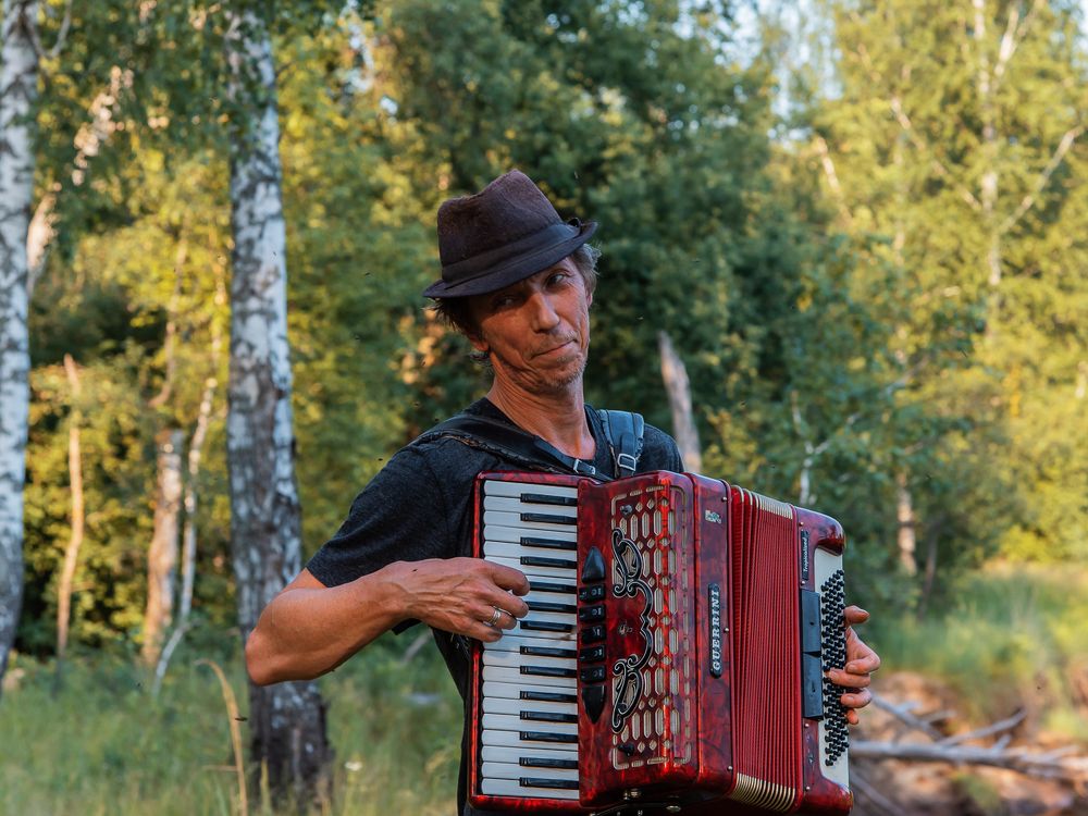 05 Андрей оказался в этих местах впервые, но он давний любитель Мещёры, &hellip;