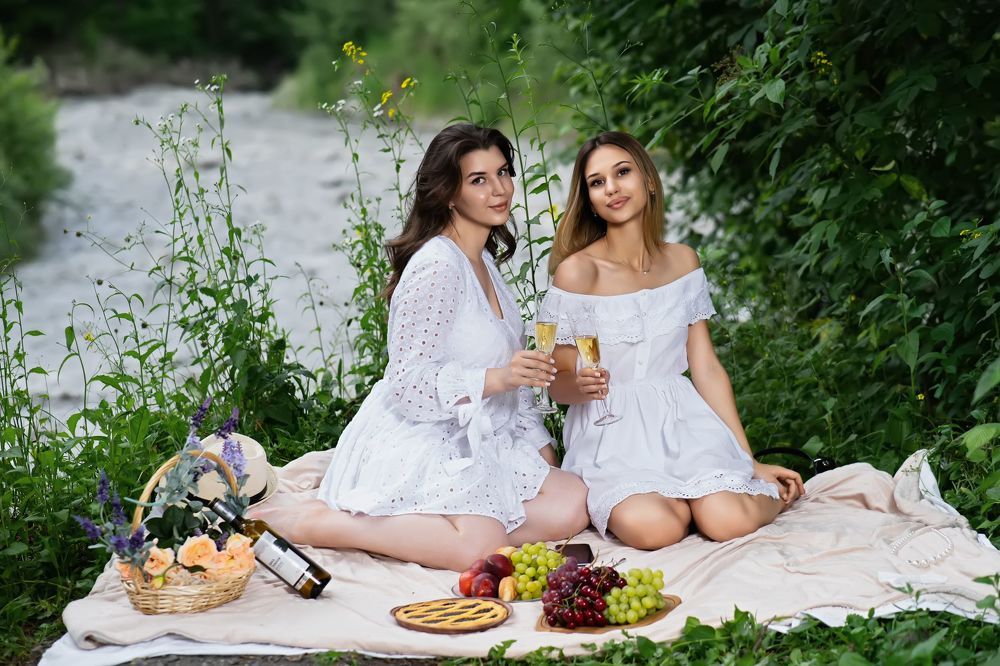 Даша и Олеся
