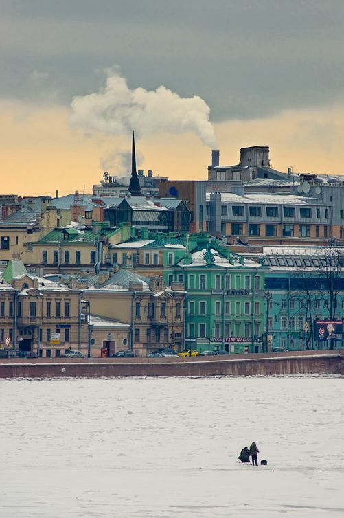 глядя с Литейного, ожидая весну...