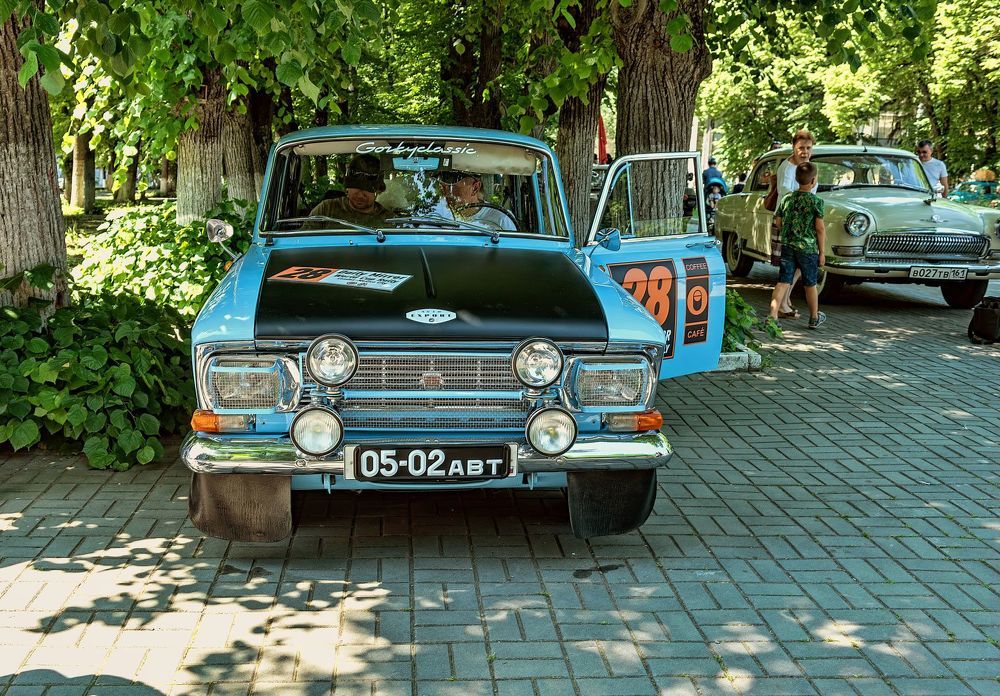Выставка ретро автомобилей