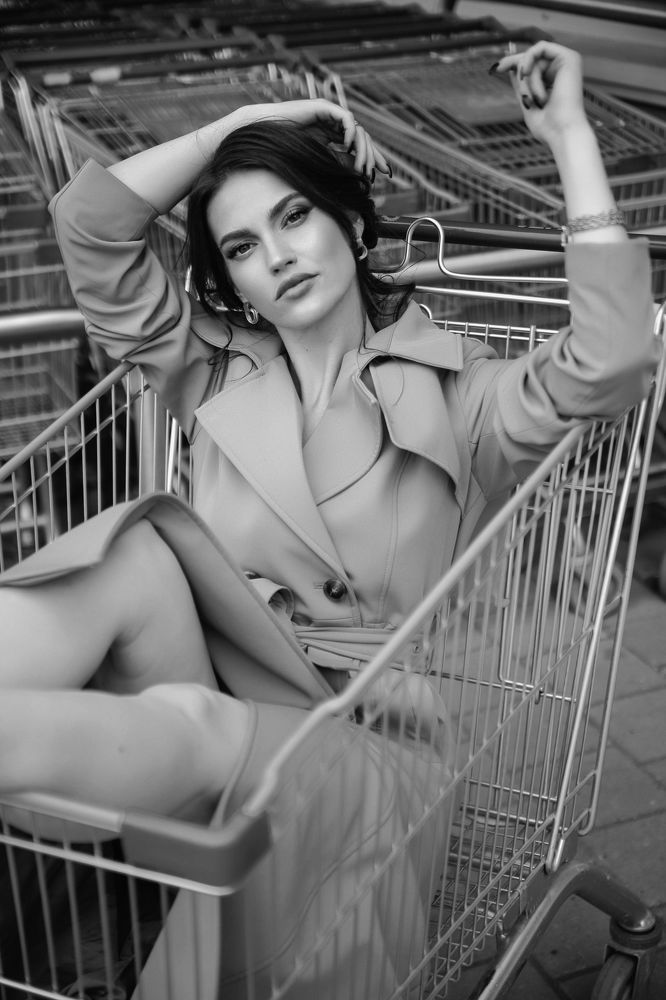 B&W 