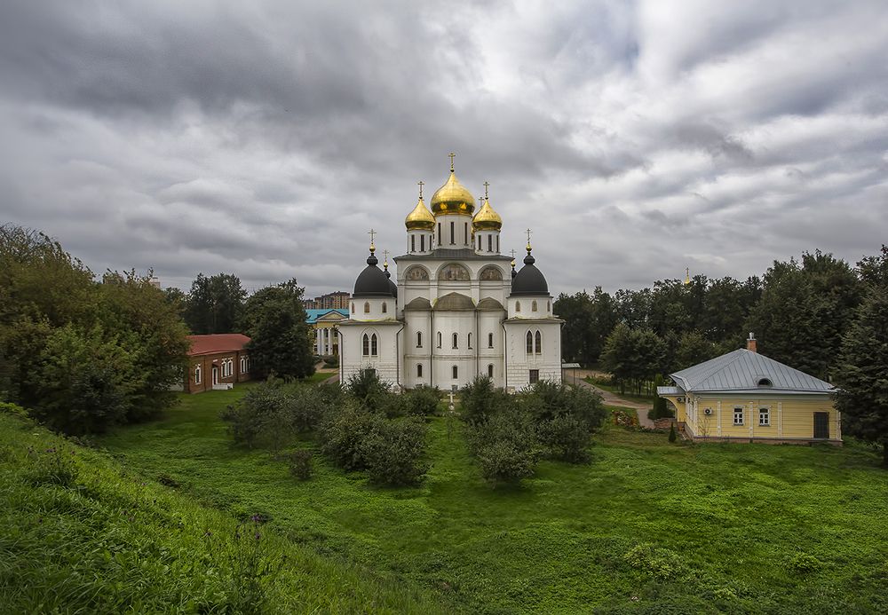"Дмитров - "град крепок"