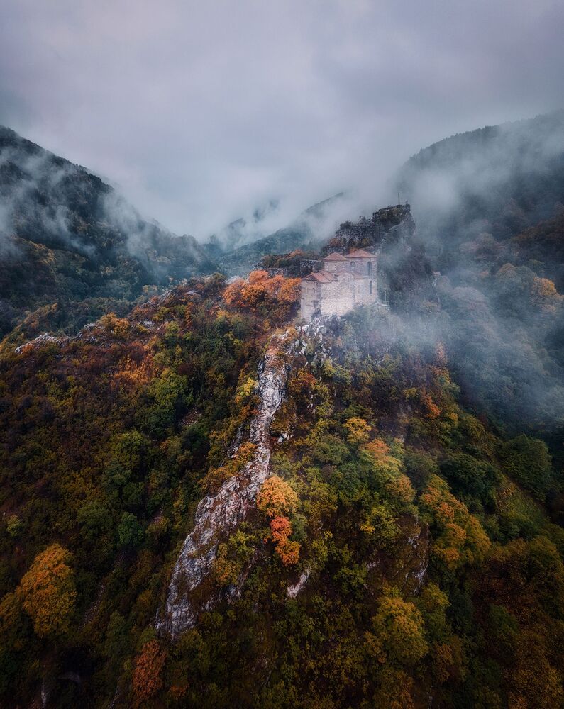 Embraced by autumn