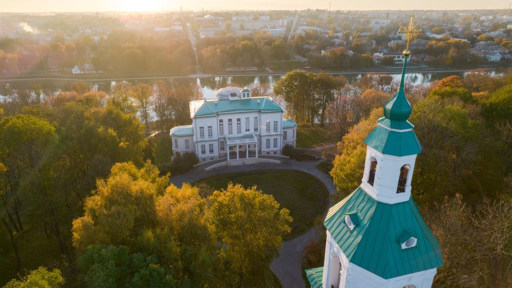Богородицкий дворец-музей и парк.
