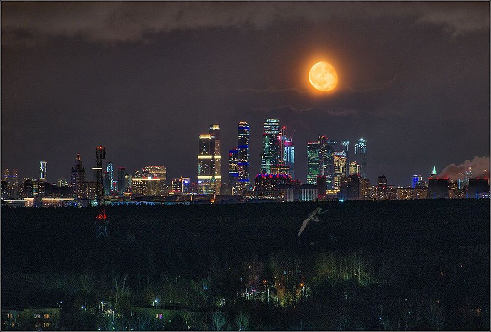 Восход луны