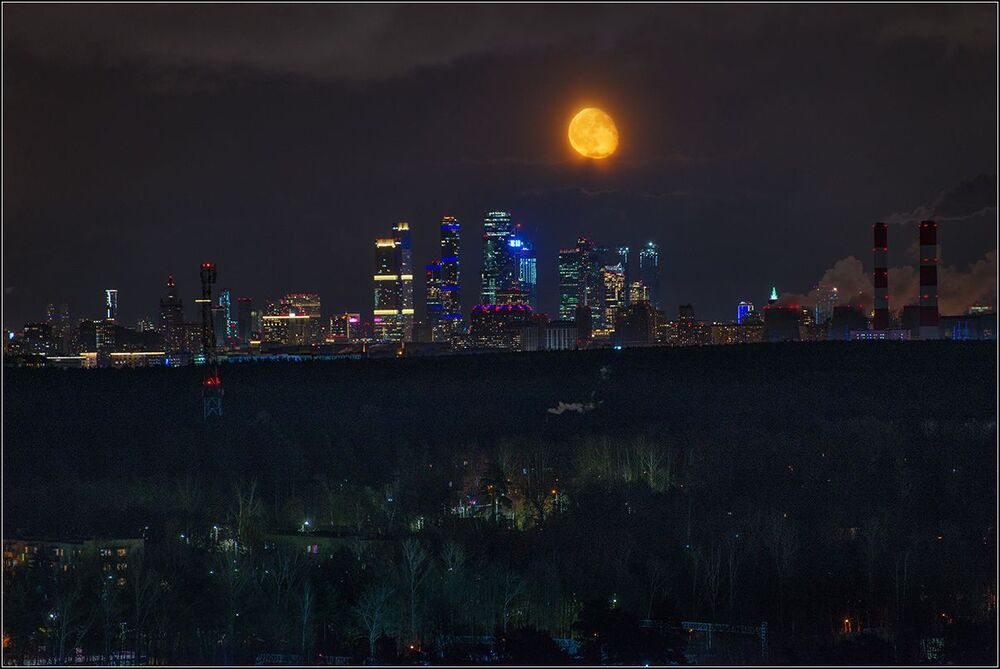 Восход луны