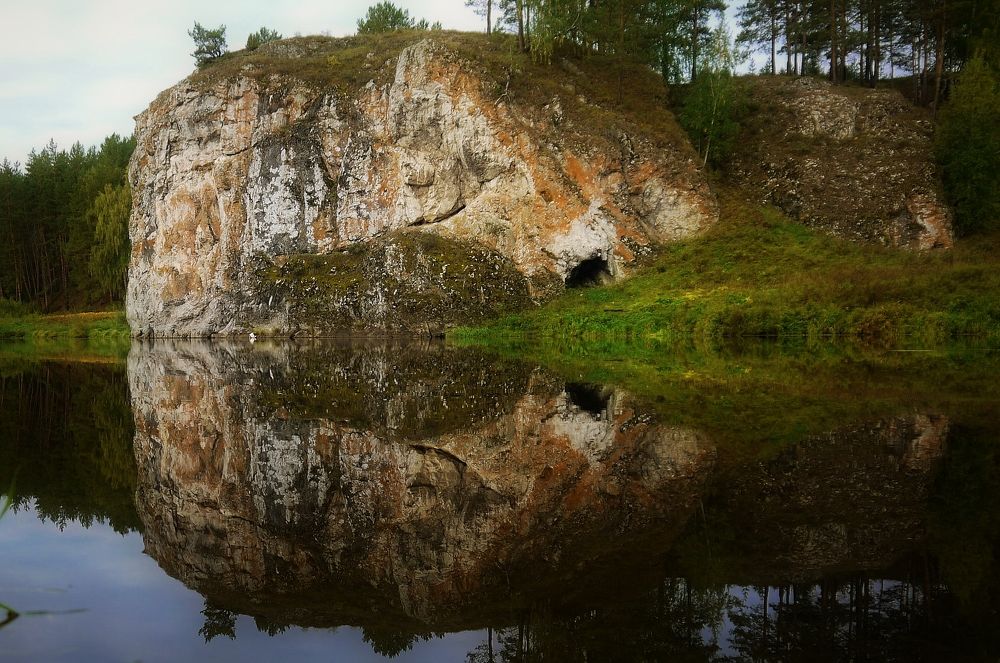 Средний Урал,рек Реж,скала Дунькин камень