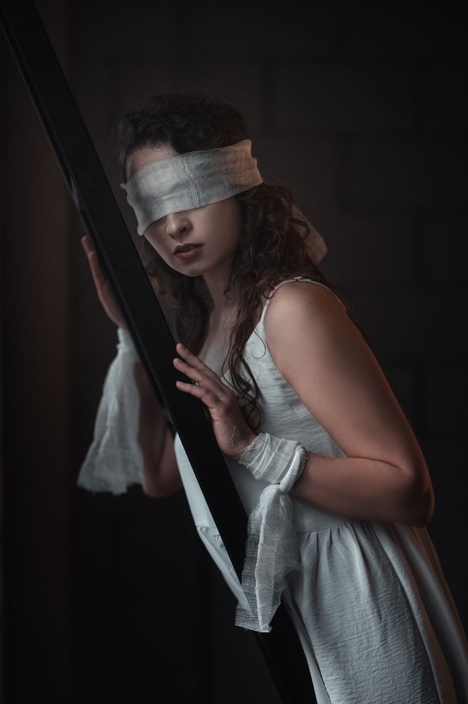 Eyes wide shoot
