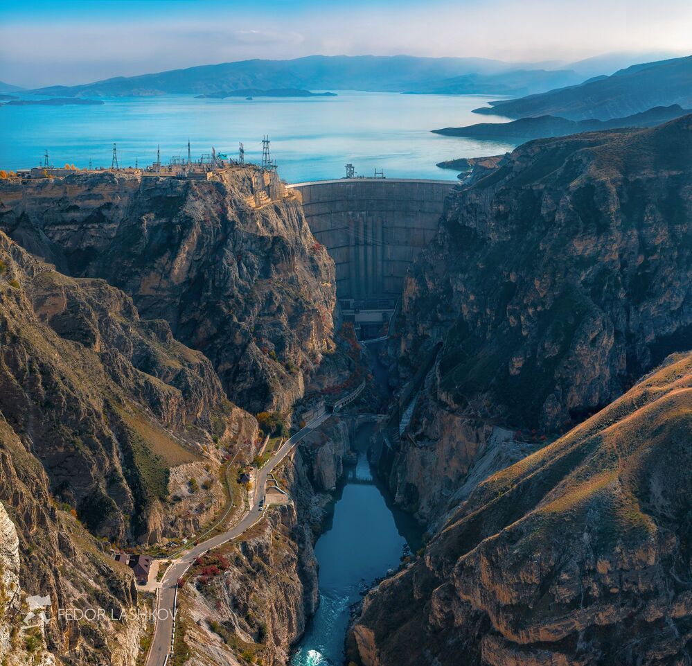 плотина Чиркейской ГЭС