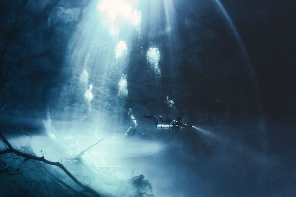A Journey Into the Veins of the Earth