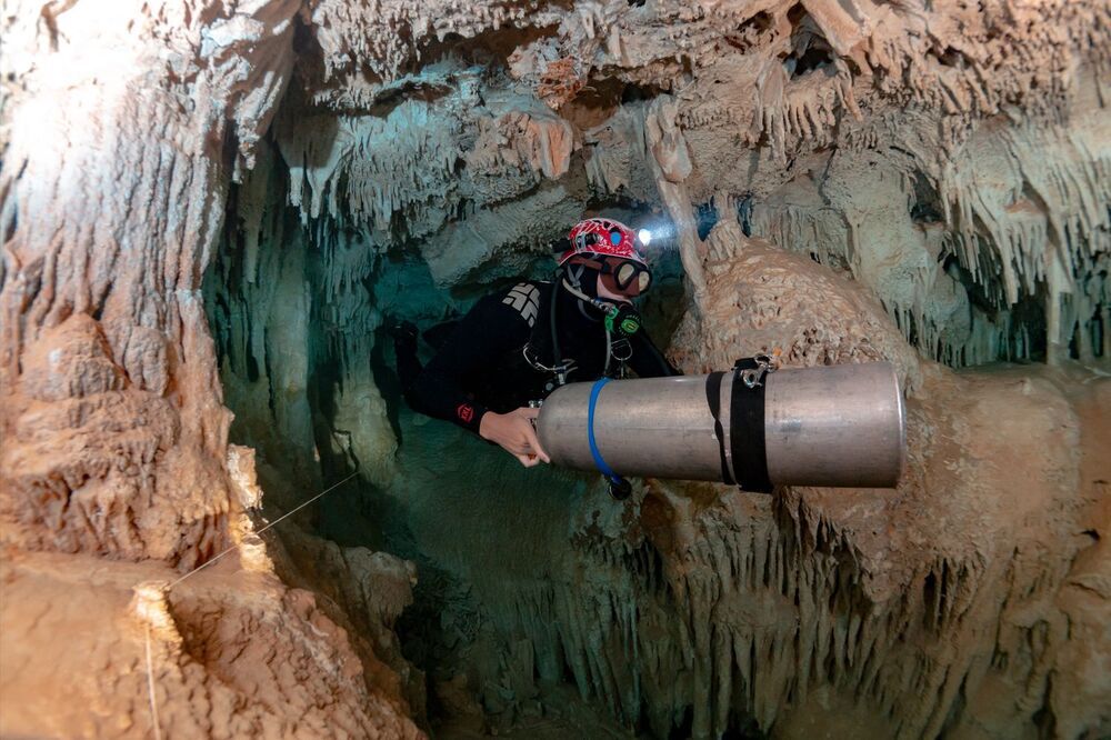 A Journey Into the Veins of the Earth