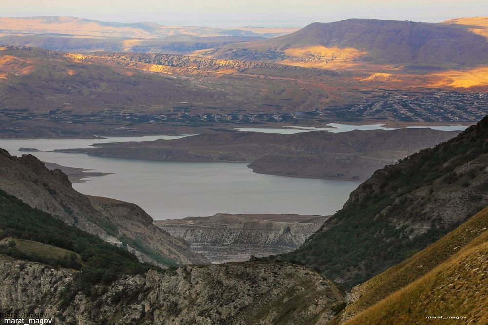 Чиркейское водохранилище..