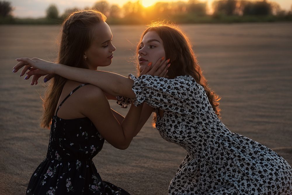 Оля и Лиза