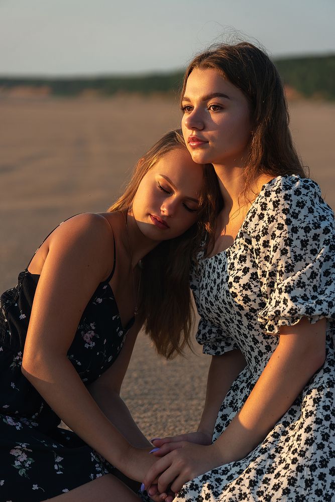 Оля и Лиза