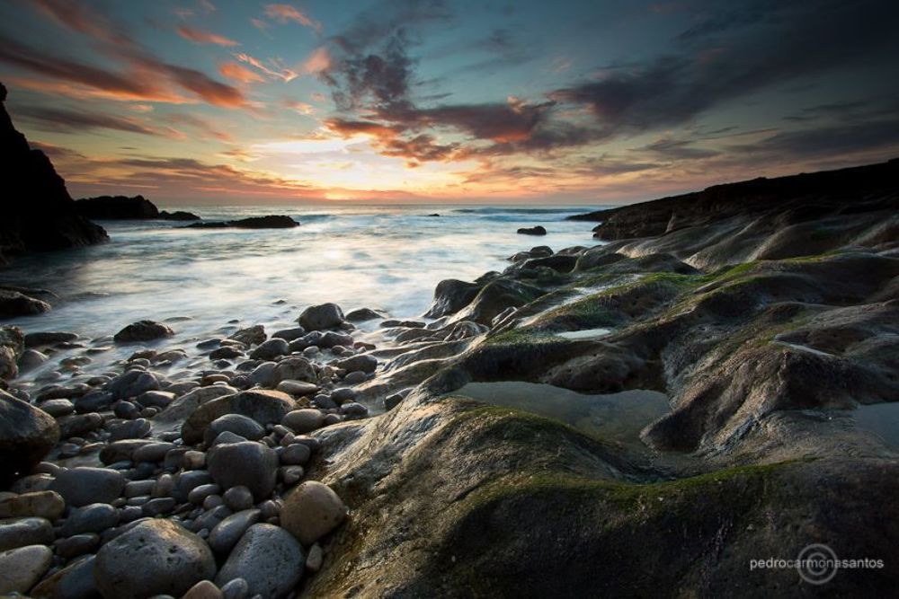 "Sea painting", photographed at Sintra Cascais natural park; Visit me at (Посетите меня на)
http://www.pedrocarmonasantos.com/