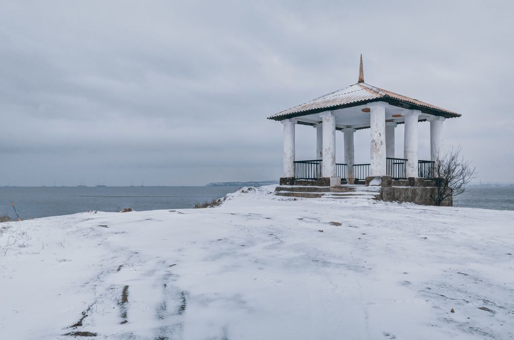 В одну из прошлых снежных зим.