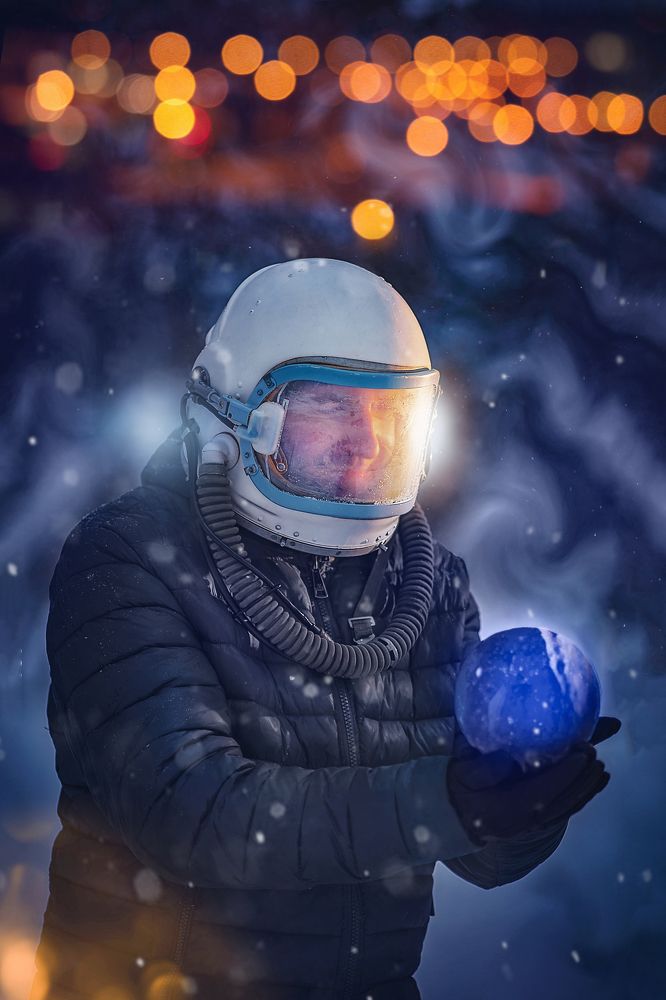 Космонавты