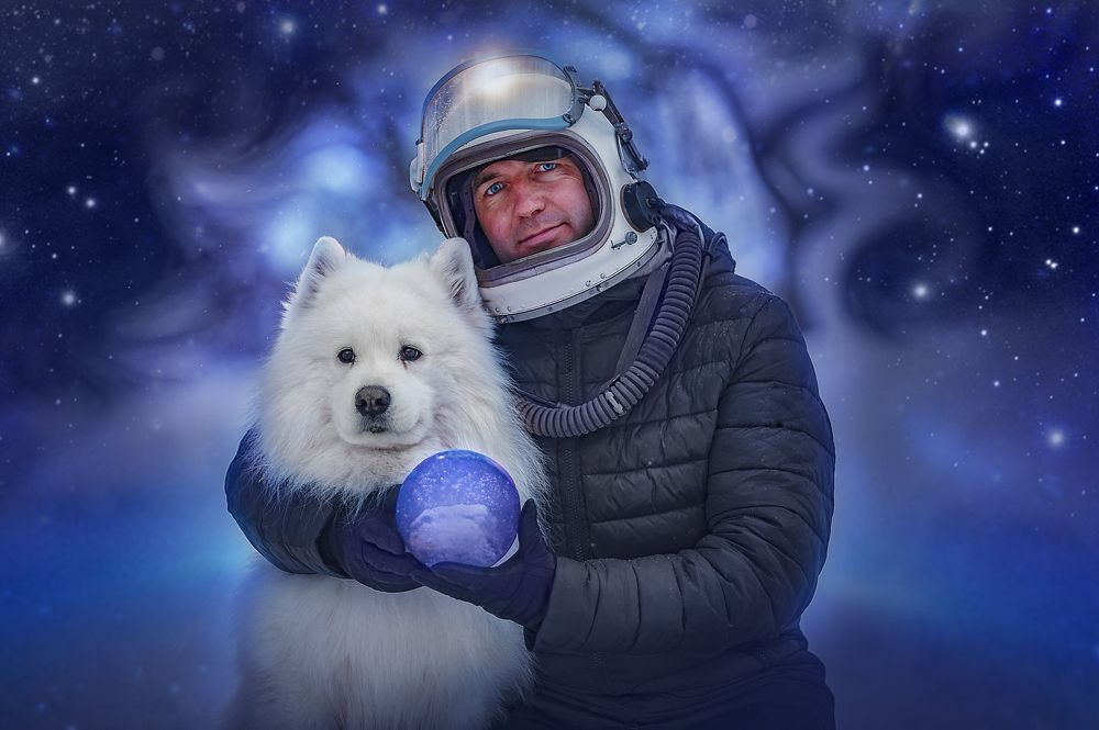 Космонавты