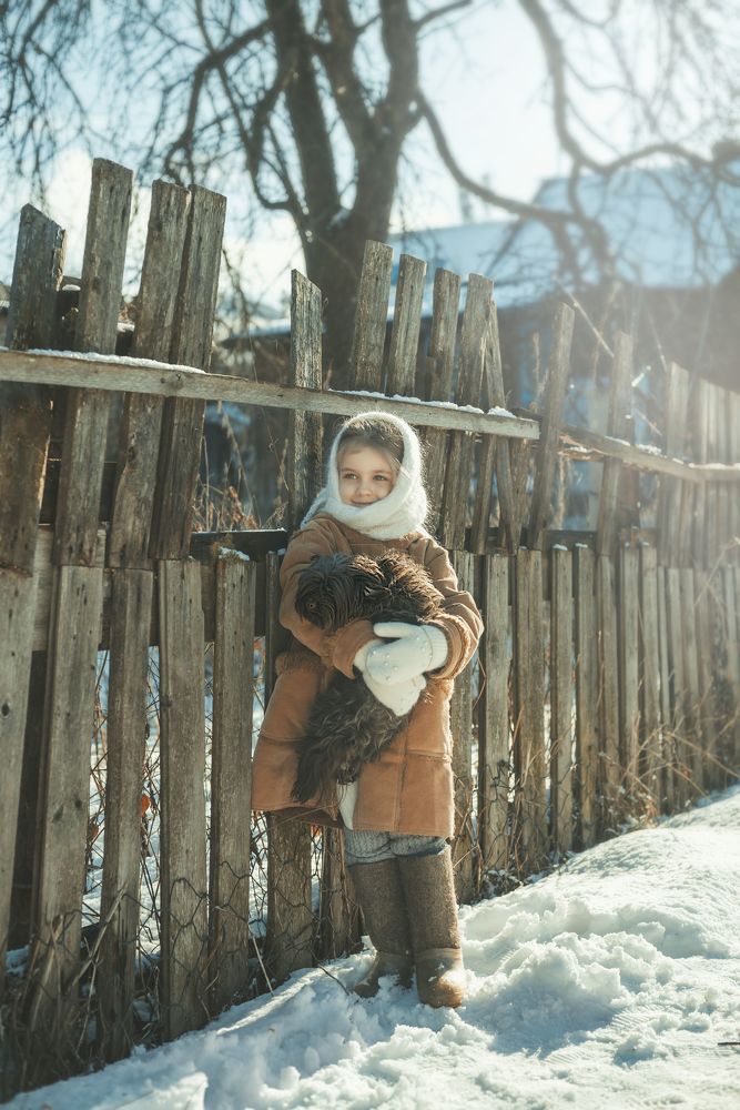 Дети  в деревне зимой (2020)