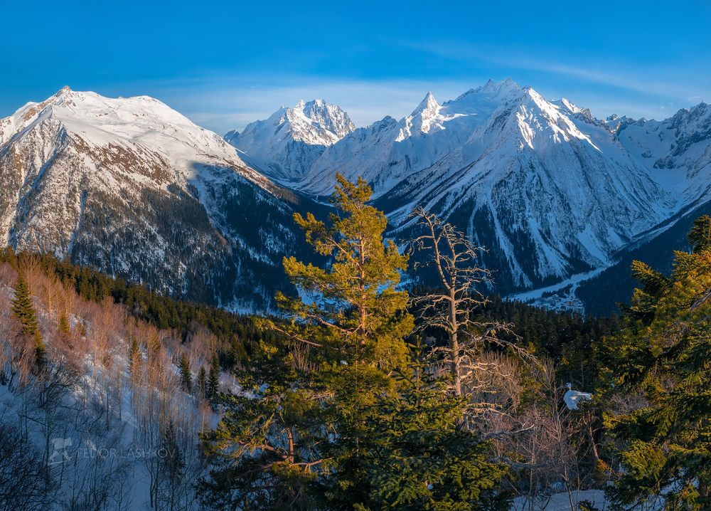 Домбайские горы