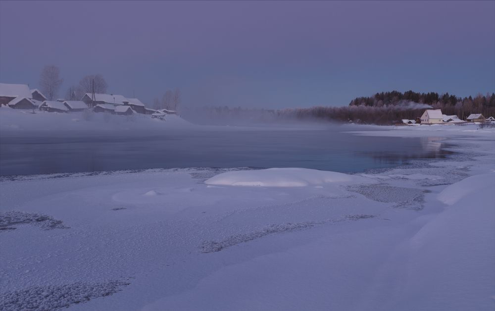 Морозным утром на реке Кена
