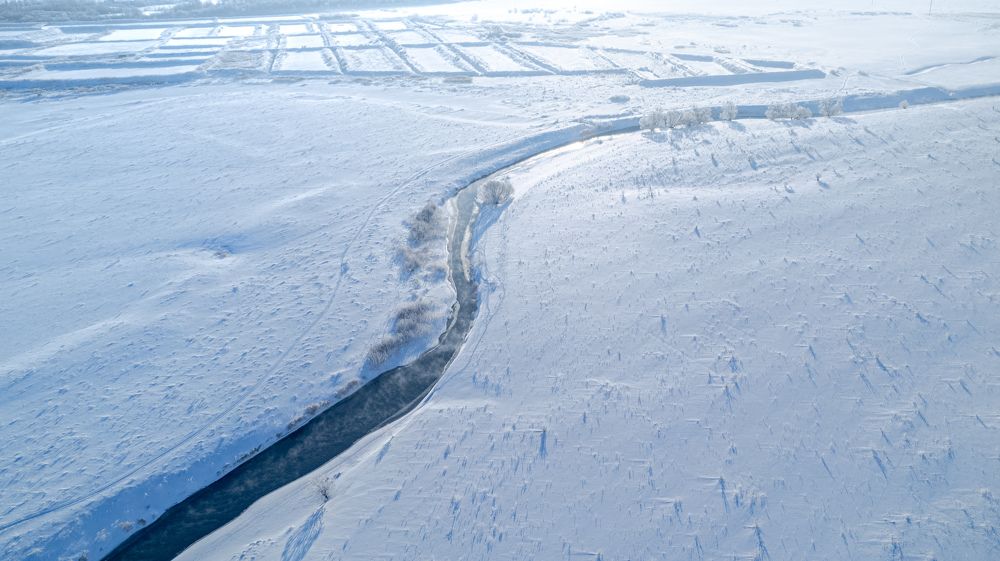 Зимняя река