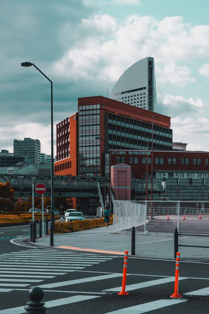 Simple lines of Yokohama