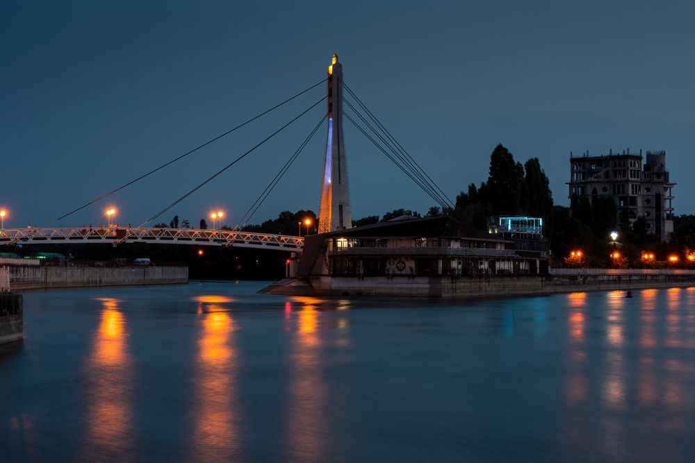 Мост Поцелуев