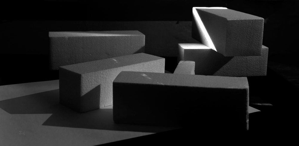 ОПЫТ ГЕОМЕТРИЧЕСКОЙ КОМПОЗИЦИИ