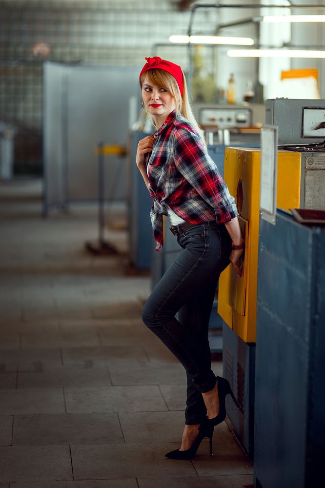 Заводской Pin-Up