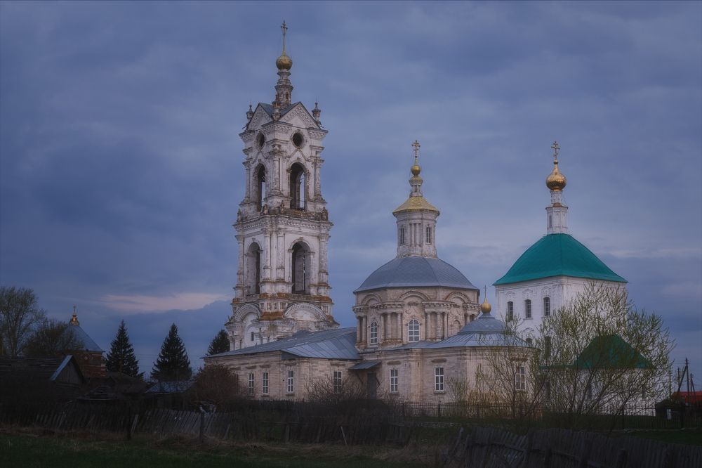 Майский закат и рассвет в Гусевском Погосте