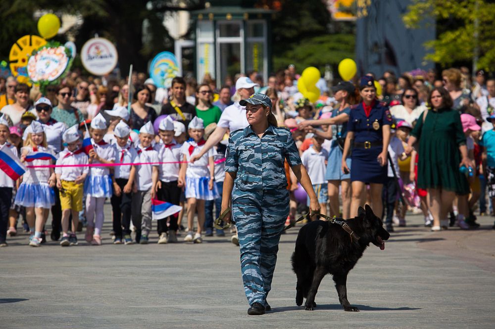 Крым. Ялта. Набережная Ленина. 1 июня 2022 года