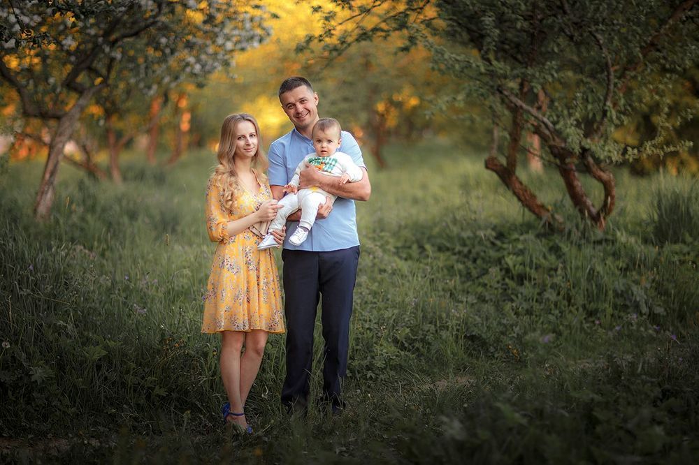 Юрик и его счастливые родители ?