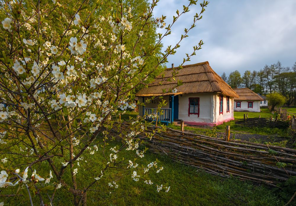 Деревня Кострома в парке "Ключи"