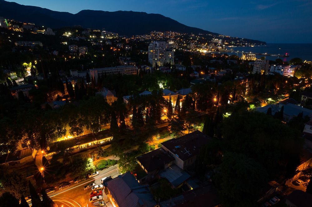 Ночная Ялта